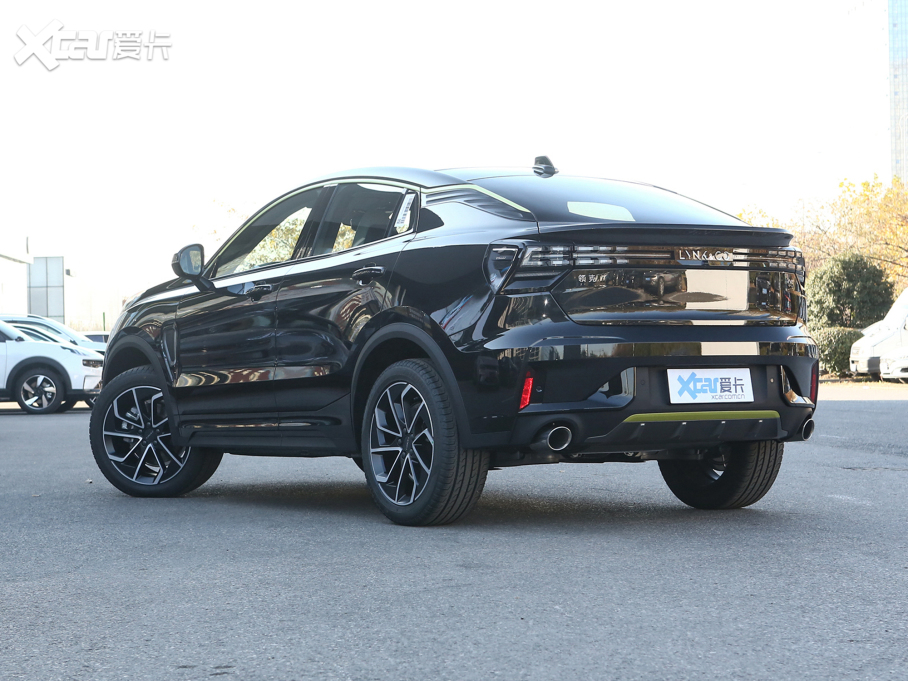 2022款领克05 2.0td 两驱 耀plus