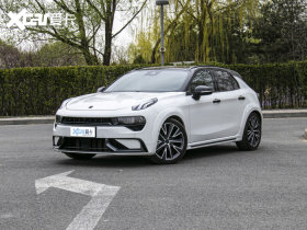 2022�����02 Hatchback 