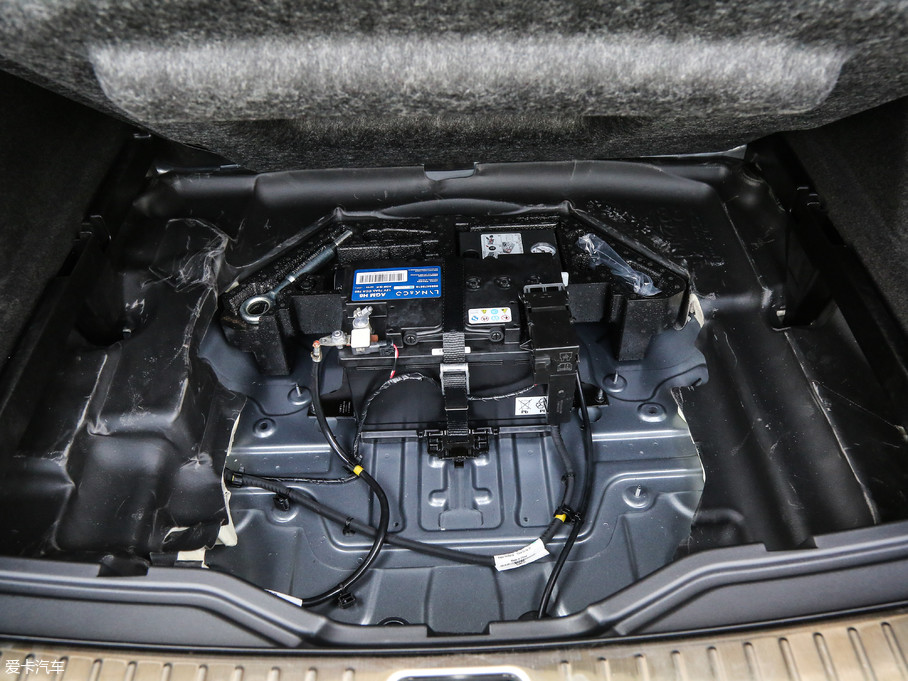 2018款領克01混動1.5t phev 勁pro