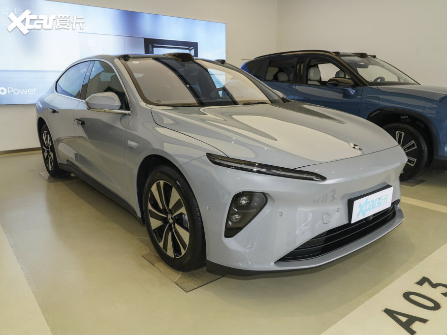 2023εET7 75kWh