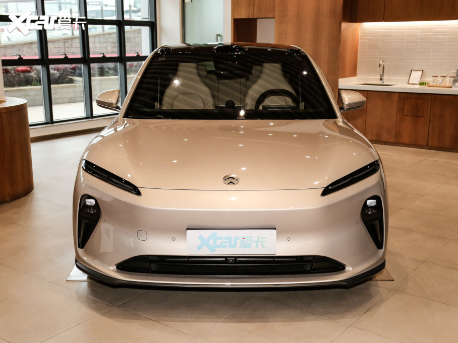 2023εET5T 75kWh Touring