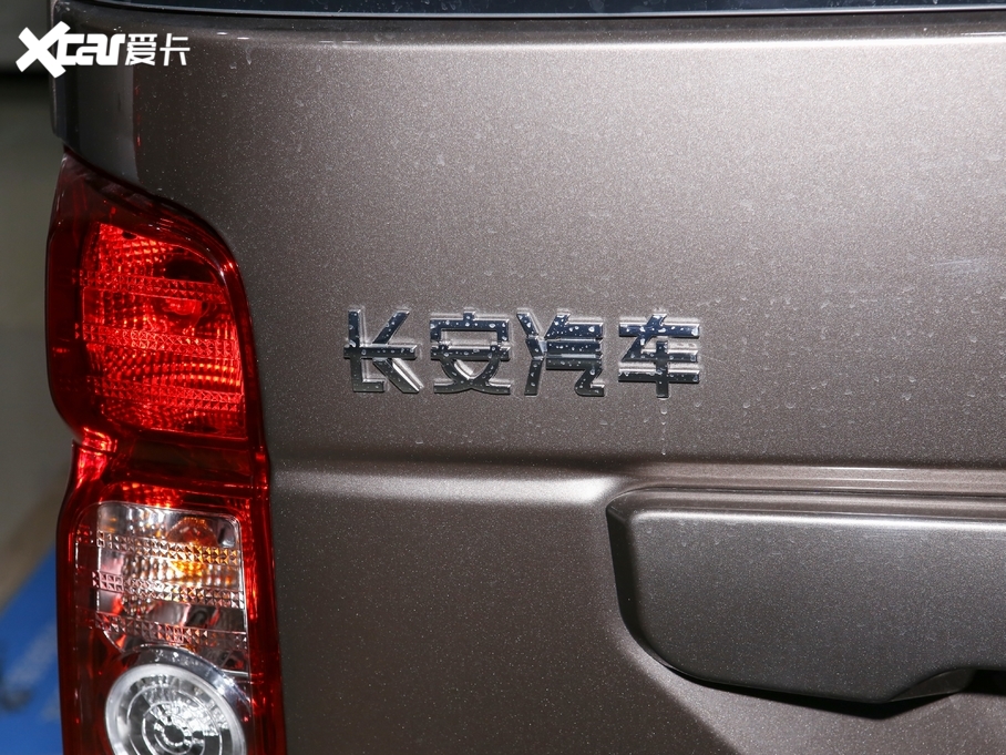 2020款 长安睿行M60 1.6L标准型国VI 6座CNG DAM16KRC 