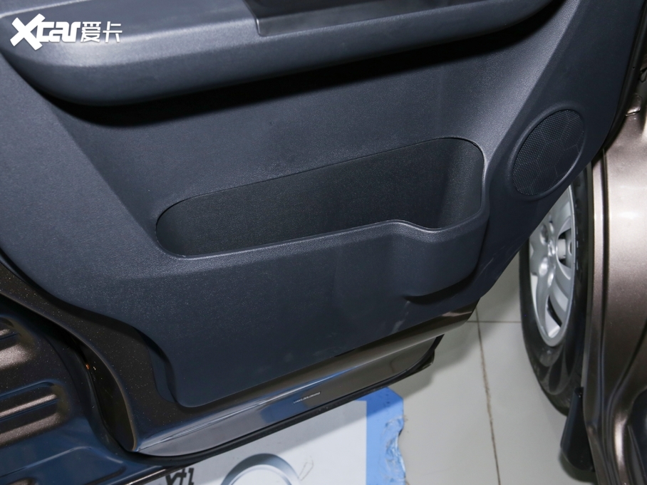 2020款 长安睿行M60 1.6L标准型国VI 6座CNG DAM16KRC 