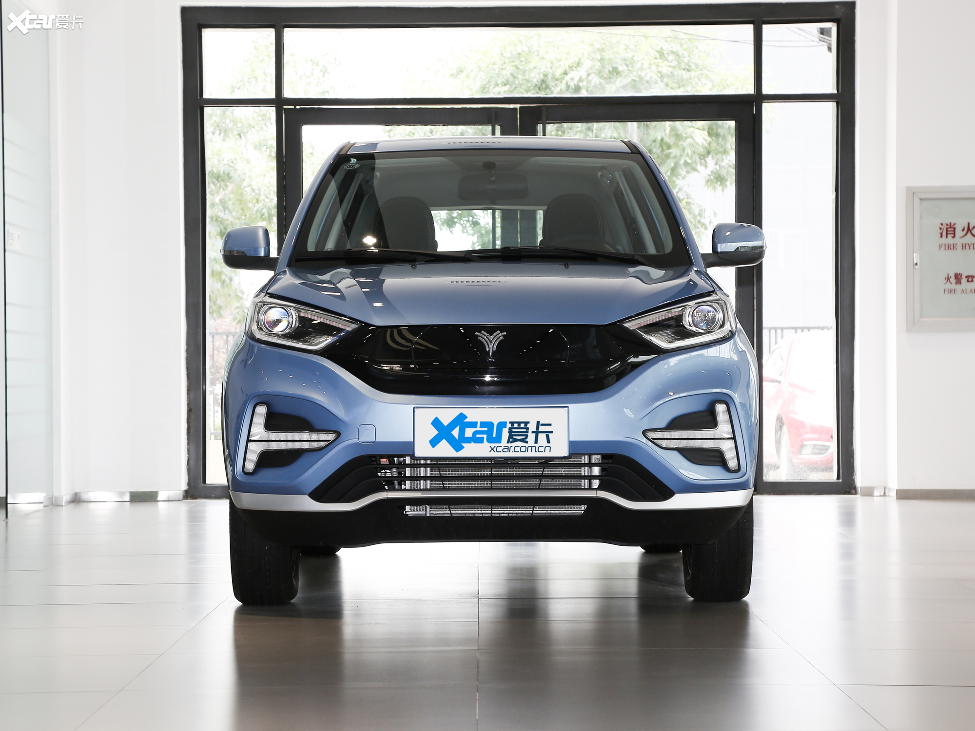 【2020款哪吒n01改款 430v_整体外观_17/720张图片】_汽车图片大全