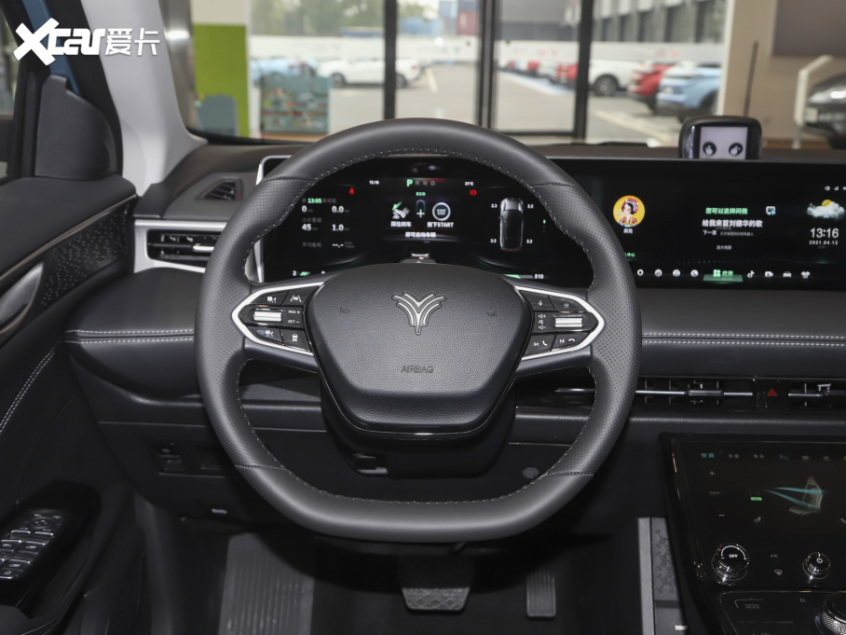 合众汽车2021款哪吒U