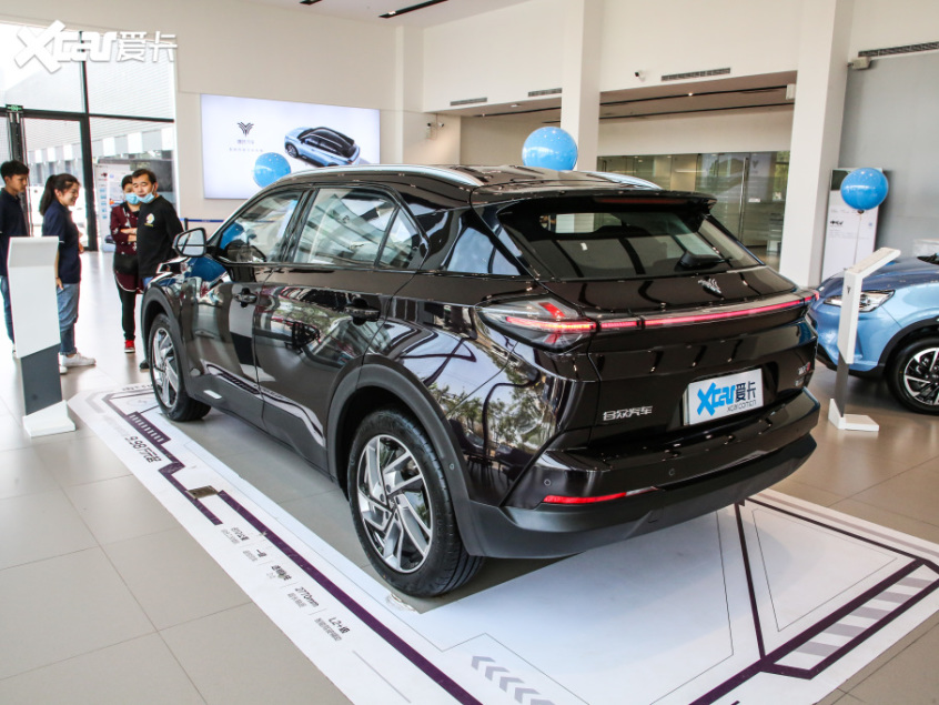 合众汽车2021款哪吒U