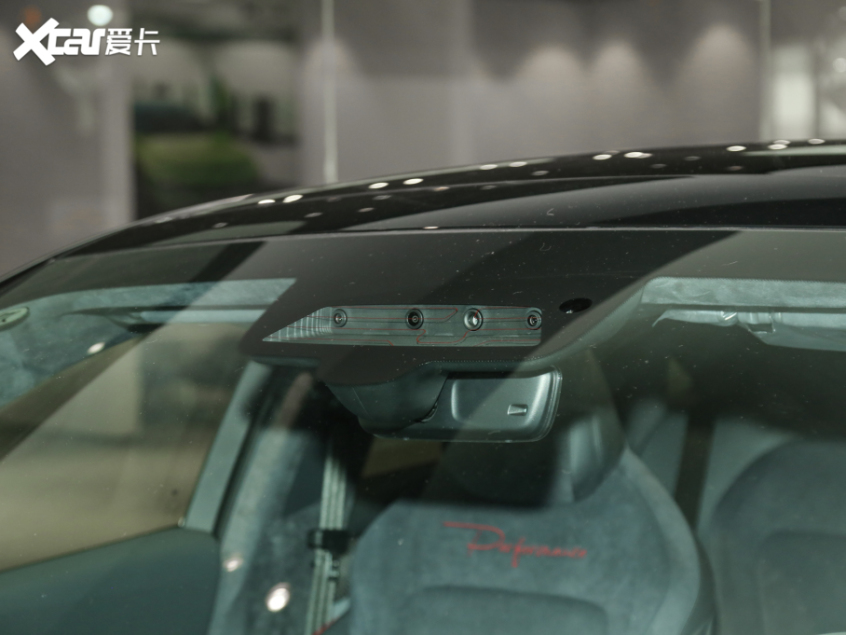 北汽新能源2022款极狐 阿尔法S(ARCFOX αS)