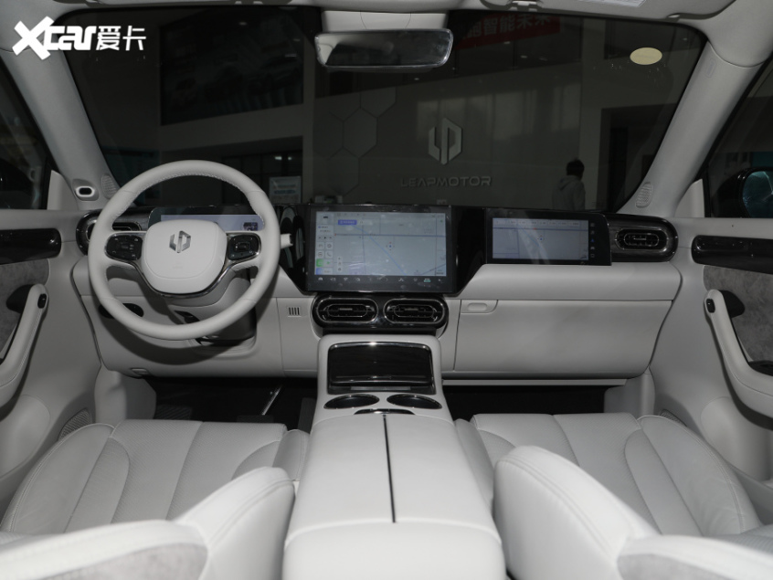 零跑汽车2021款零跑C11