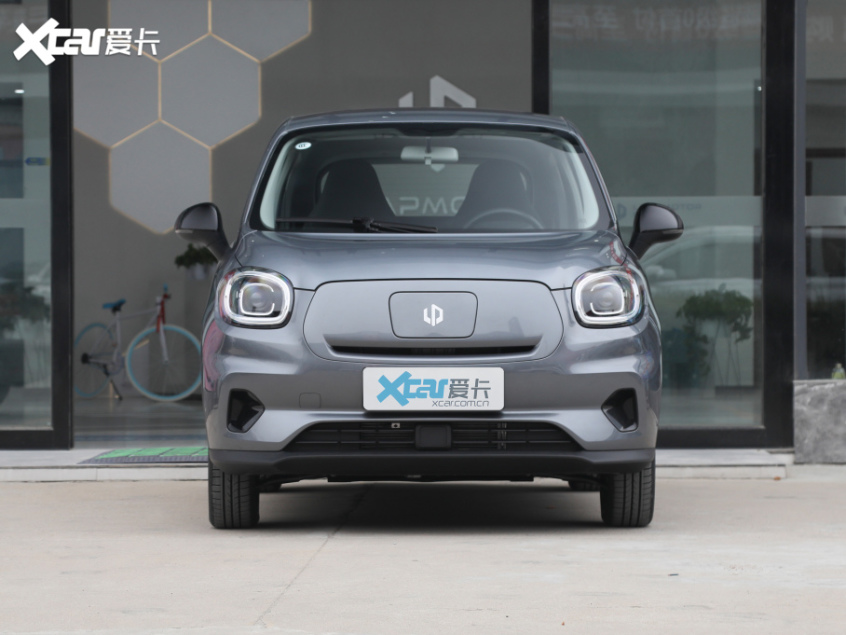 零跑汽车2021款零跑T03