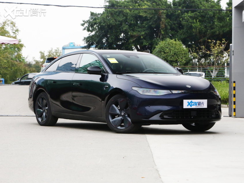 零跑汽车2022款零跑C01