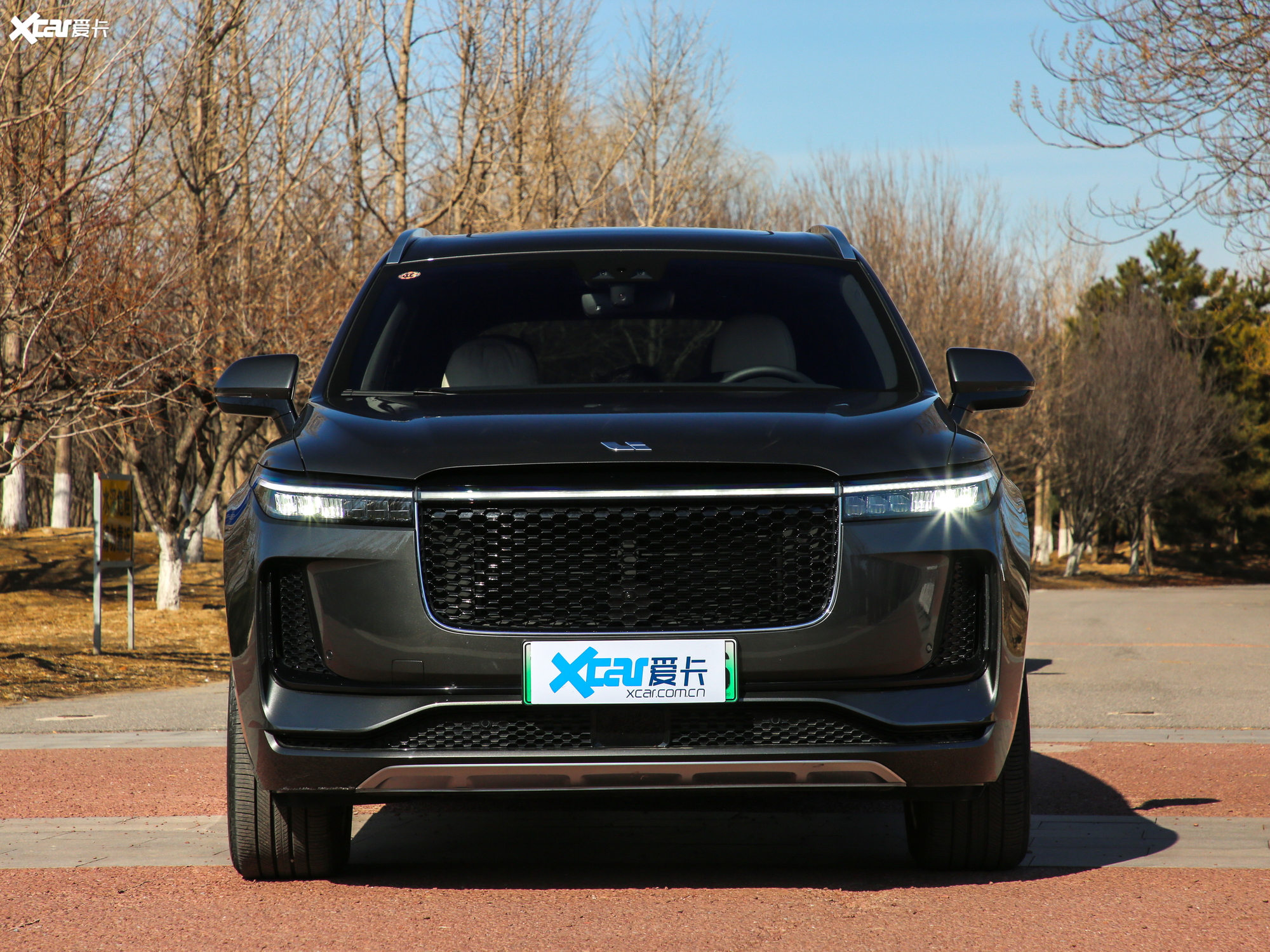 【2020款理想one增程6座版_细节外观_48/692张图片】_汽车图片大全