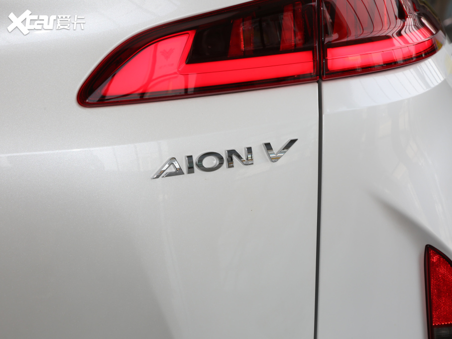 2021AION V  70 