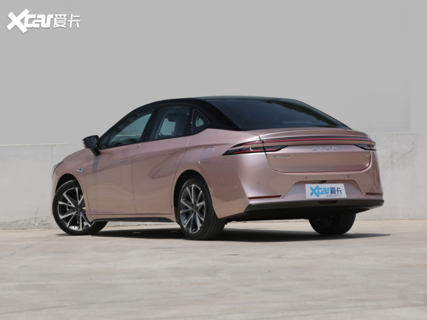 广汽埃安2021款AION S(埃安S)