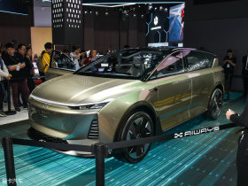 2019���U7 