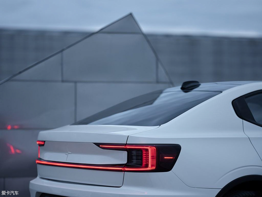 2020Polestar 2 ׷