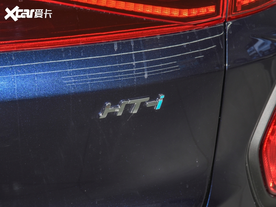 2022άHT-i 1.5L PHEV Զ