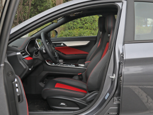 2021��1.5TGDI DCT����RACE�� ǰ�ſռ�