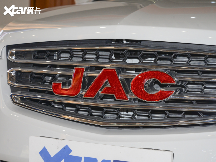 2020款 江淮T6 2.0T柴油四驱精英型长轴国VI HFC4DB2-2E