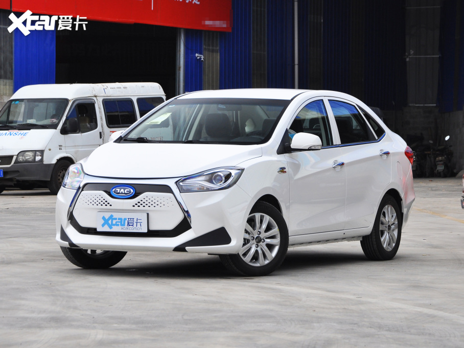 江淮iEV7/比亚迪e2全面对比 哪款车的销量更高？