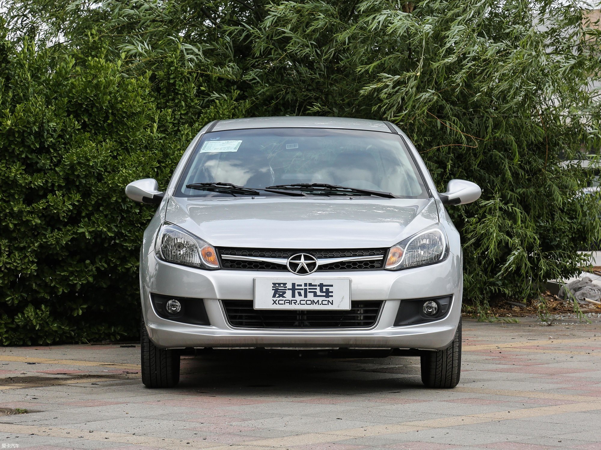 【2017款江淮iev4豪华智能型_整体外观_25/373张图片】_汽车图片大全