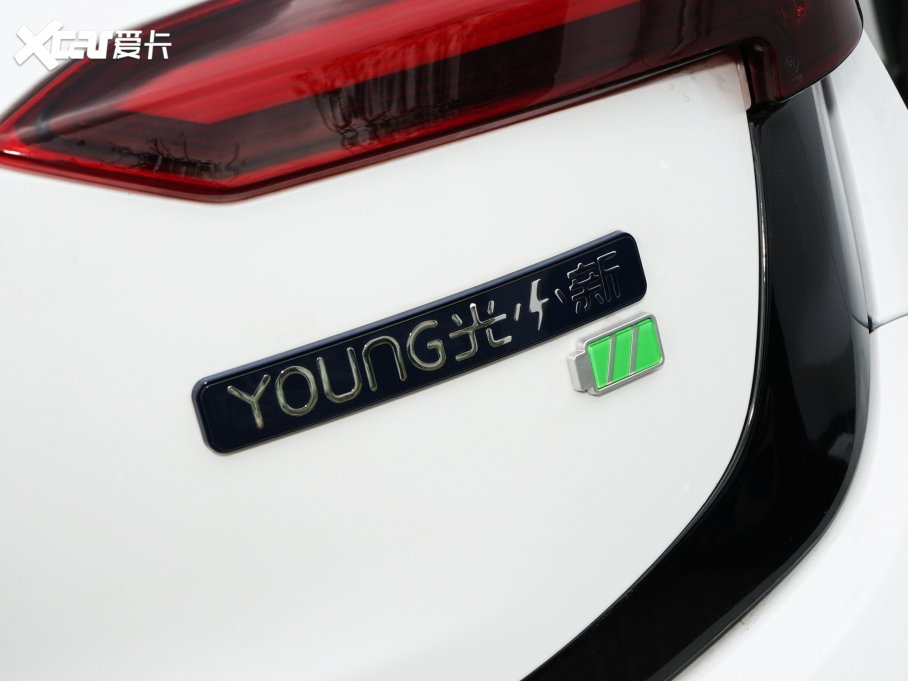 2023YOUNGС 302KM 