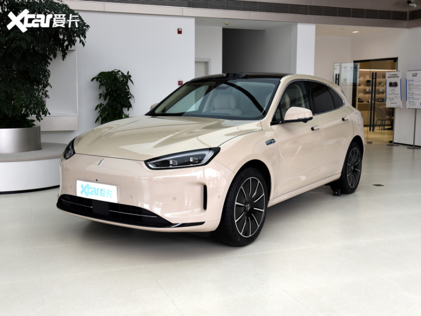 赛力斯汽车2023款问界M5