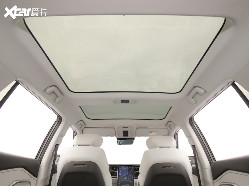 牛创新能源2022款自游家NV