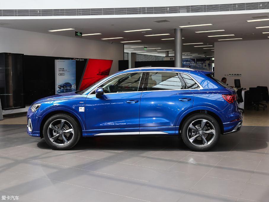 2019µQ3 40 TFSI ʱж