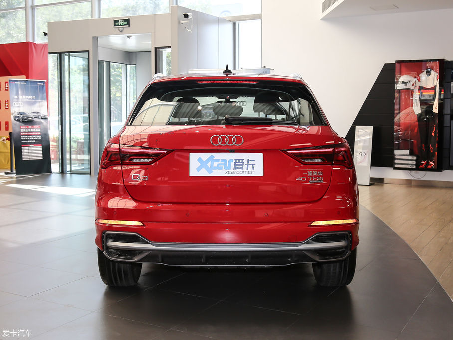 2019µQ3 40 TFSI  quattroʱж