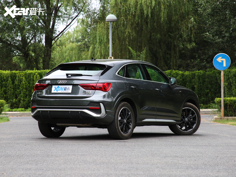 2020µQ3 Sportback 45 TFSI quattro 