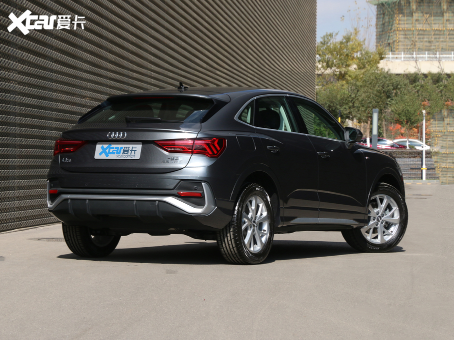 2020µQ3 Sportback 35 TFSI ȡ