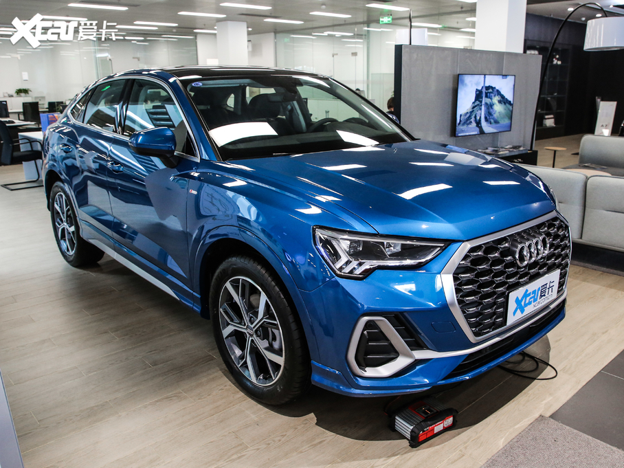 2020µQ3 Sportback 40 TFSI ʱ