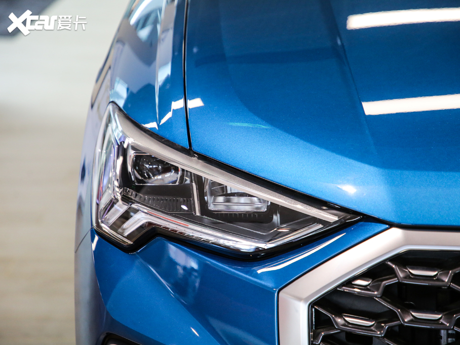 2020µQ3 Sportback 40 TFSI ʱ