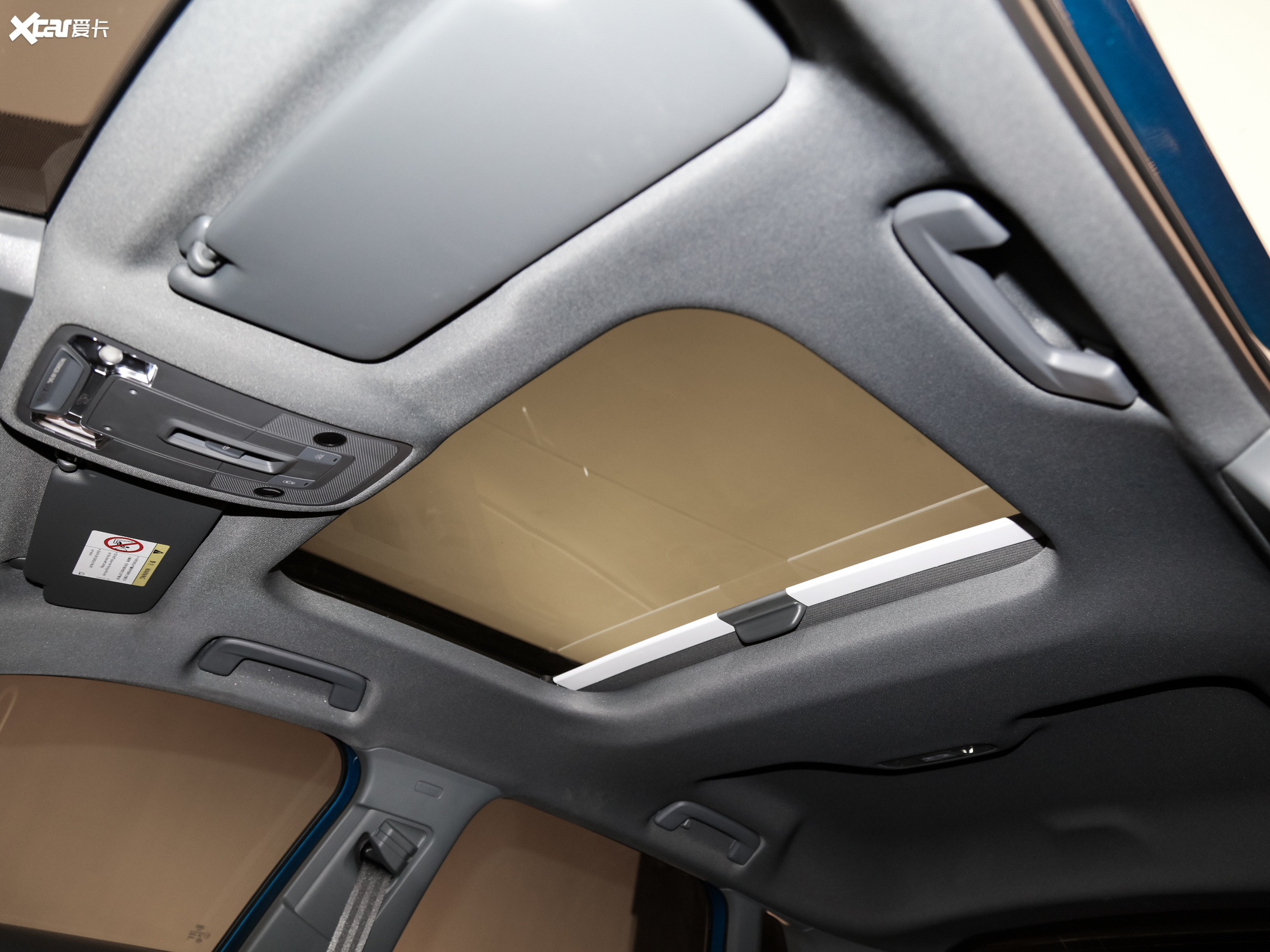 【2021款奥迪a3 sportbacksportback 35 tfsi 时尚运动型_空间座椅_16