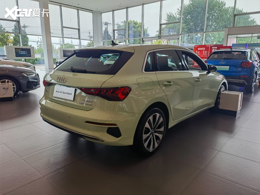 2021µA3 Sportback Sportback 35 TFSI ȡ