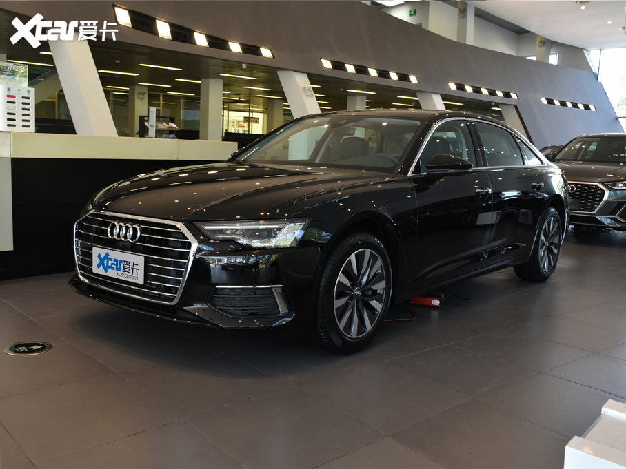 2021款奧迪a6l45 tfsi 臻選致雅型