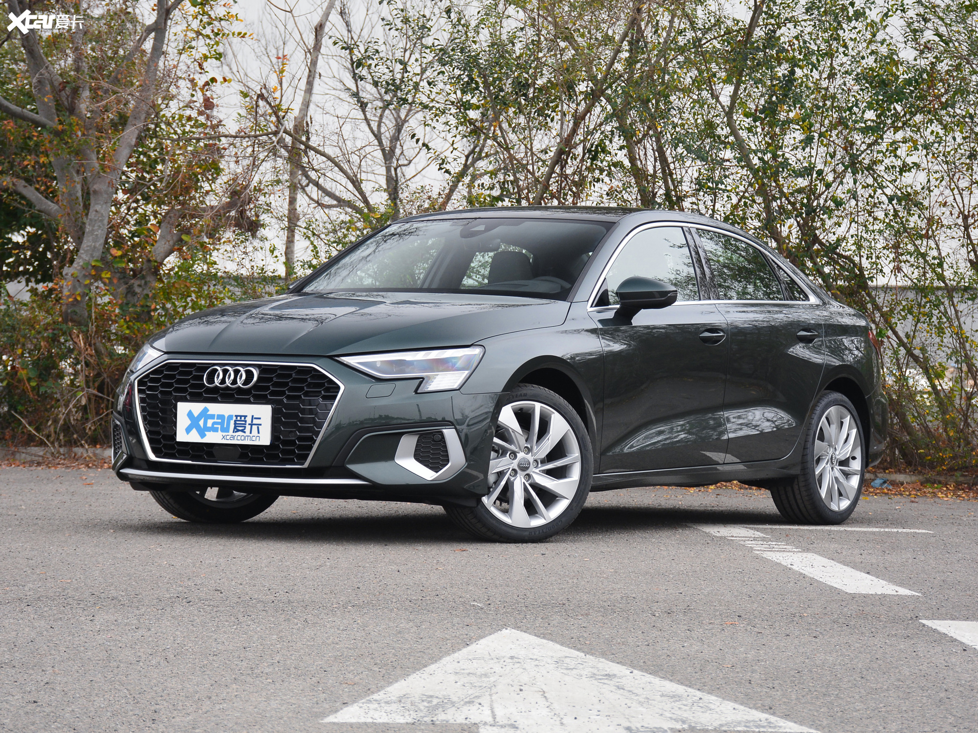 【2021款奥迪a3 limousinea3l limousine 35 tfsi 豪华致雅型_整体