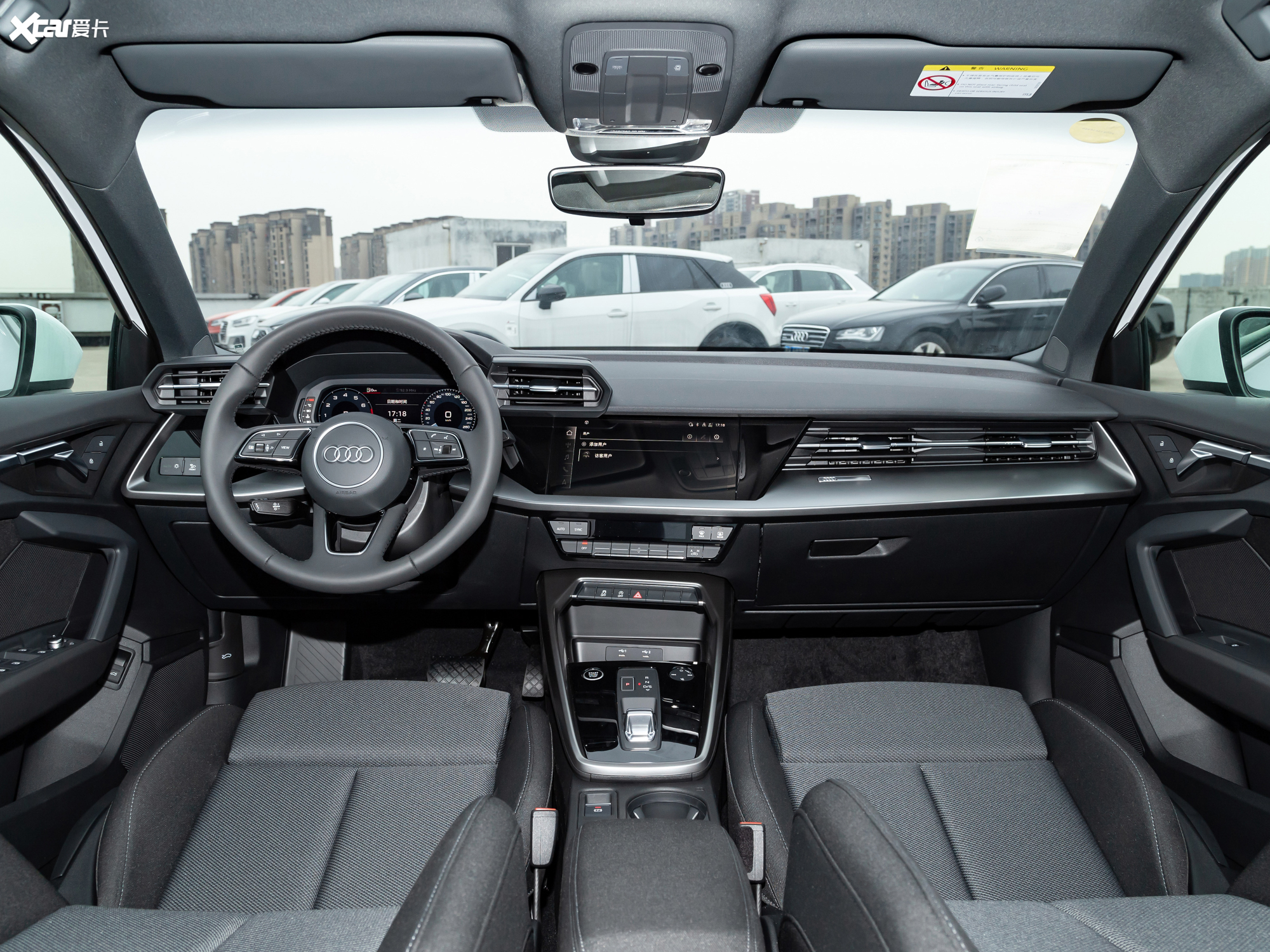 【2021款奥迪a3 limousinea3l limousine 35 tfsi 进取致雅型_中控区