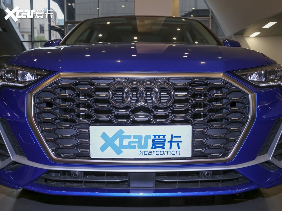 2020µQ3 Sportback 40 TFSI ʱ