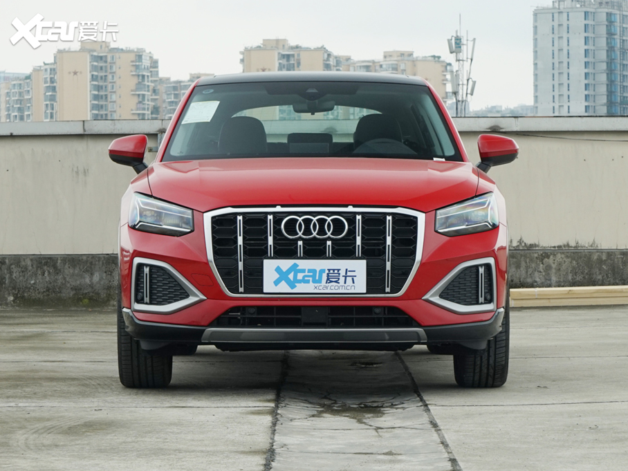 2022款奥迪q2l35 tfsi 时尚致雅型