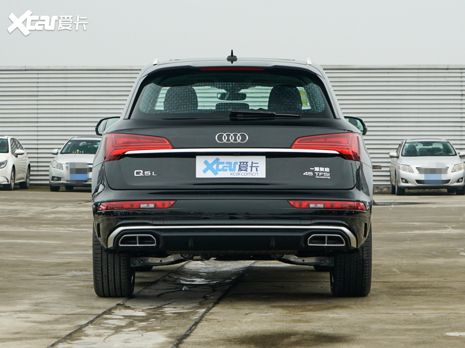 2022款奧迪q5l 45tfsi 豪華動感型