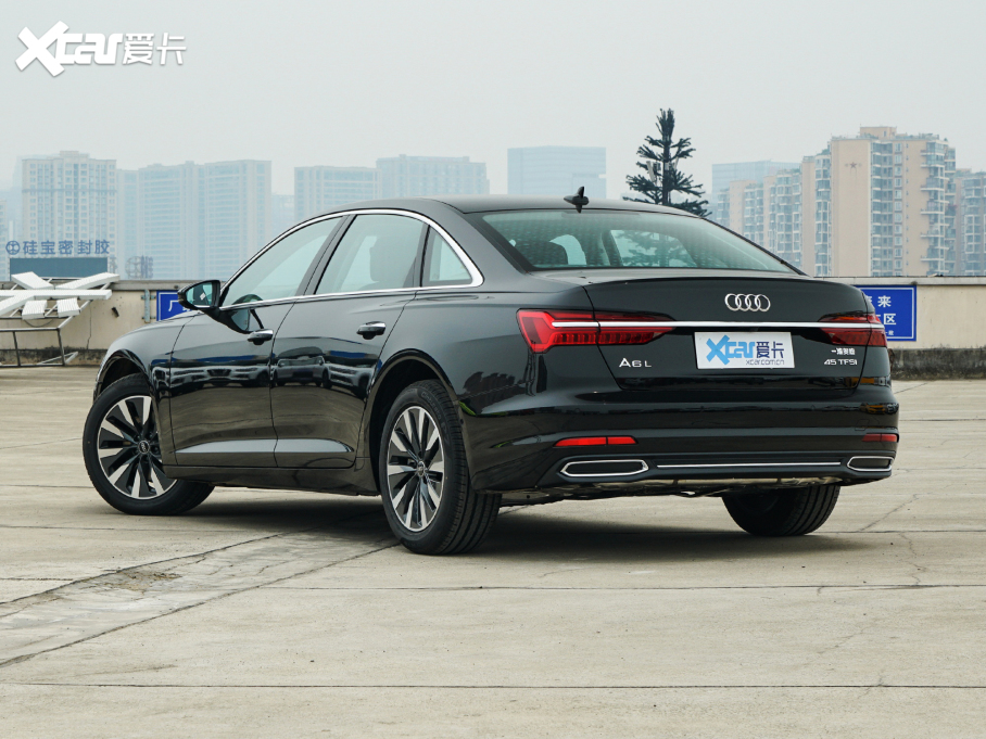 2022款奧迪a6l 45 tfsi 臻選致雅型