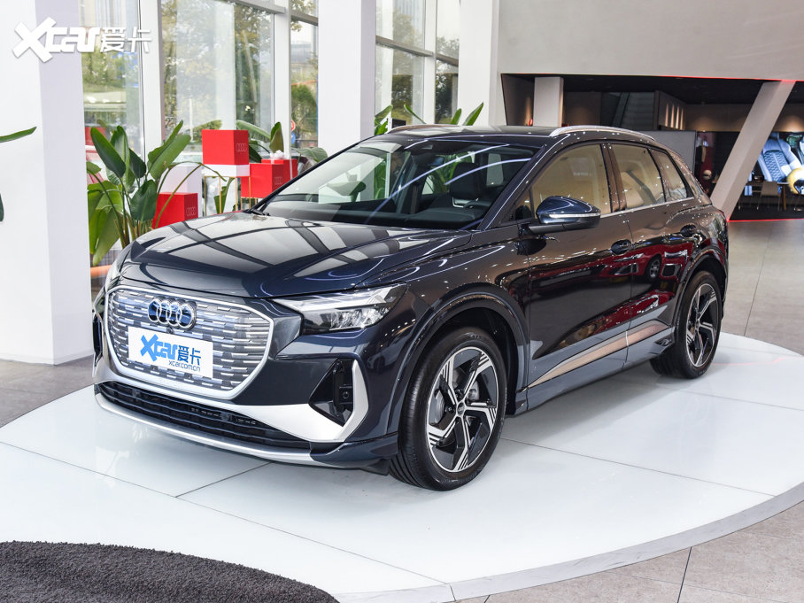 2022µQ4 e-tron 50 e-tron quattro 