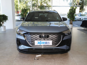 202250 e-tron quattro  ǰ