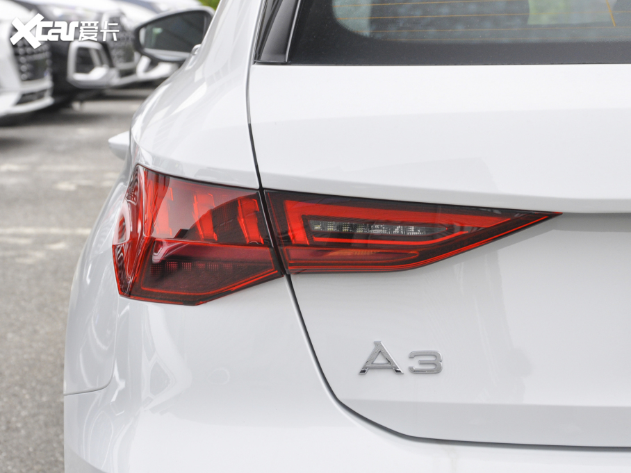 2022µA3 Sportback Sportback 35 TFSI ȡ