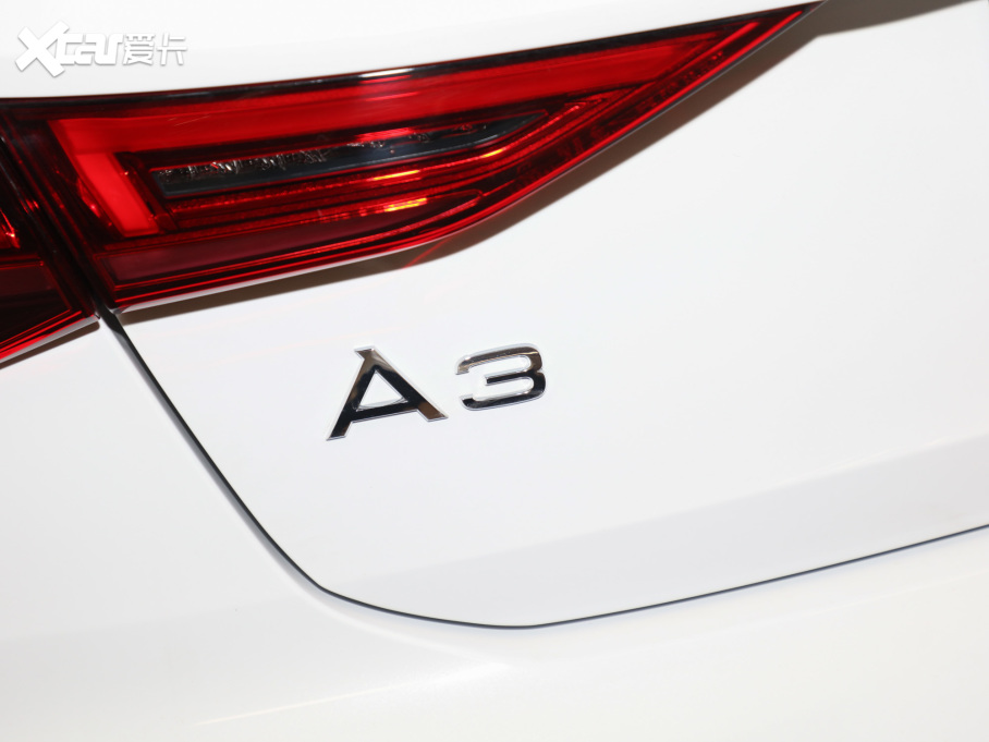 2022µA3 Sportback Sportback 35 TFSI ʱ˶