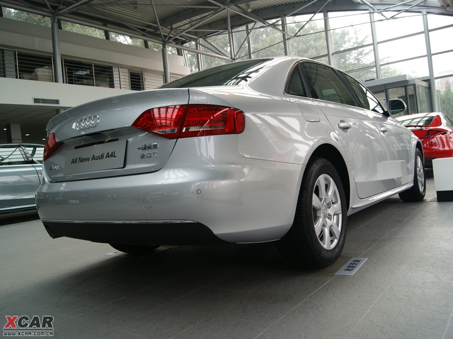 2010µA4L 2.0TFSI CVT׼