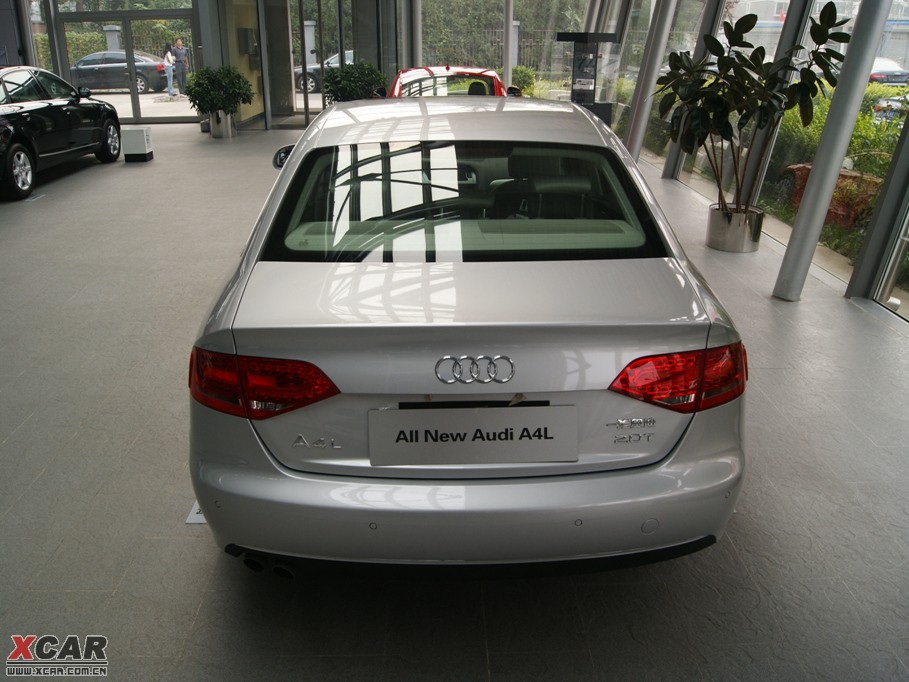 2010µA4L 2.0TFSI CVT׼