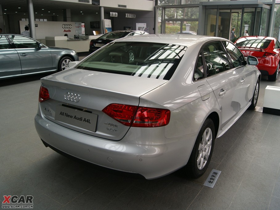 2010µA4L 2.0TFSI CVT׼