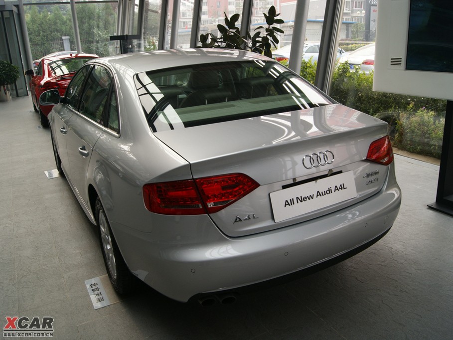 2010µA4L 2.0TFSI CVT׼